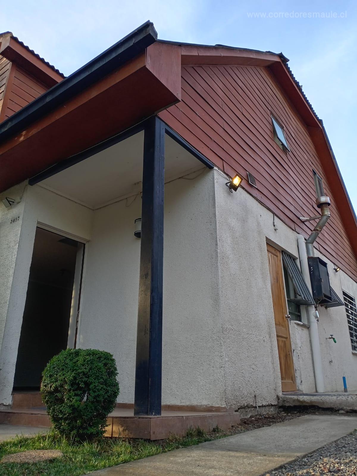  SE VENDE CASA DE DOS PISOS – SAN JAVIER DE LONCOMILLA