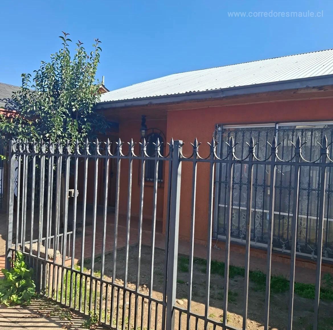 SE VENDE CASA EN VILLA DON TOMAS 